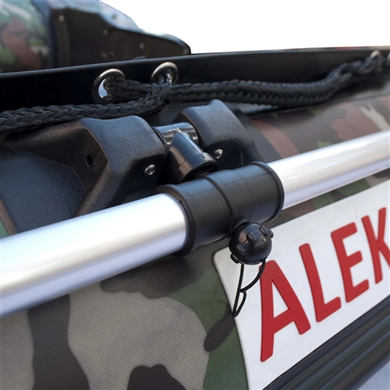 Aleko Boats Inflatable Boat with Aluminum Floor - 8.4 ft - Camouflage Style - Image 6