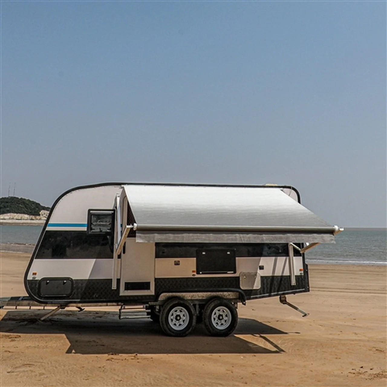 Aleko Motorized Retractable RV Awning - 21 x 8 Feet - Grey - Image 4