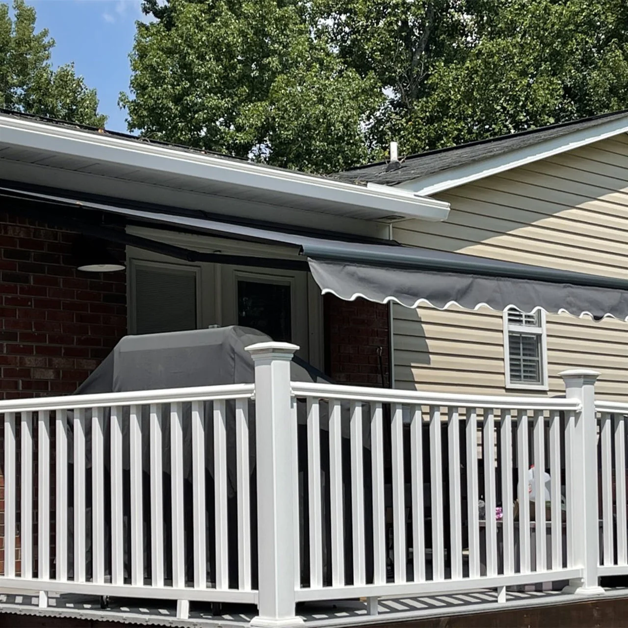 Aleko Retractable Black Frame Patio Awning 13 x 10 Feet - Gray - Image 12