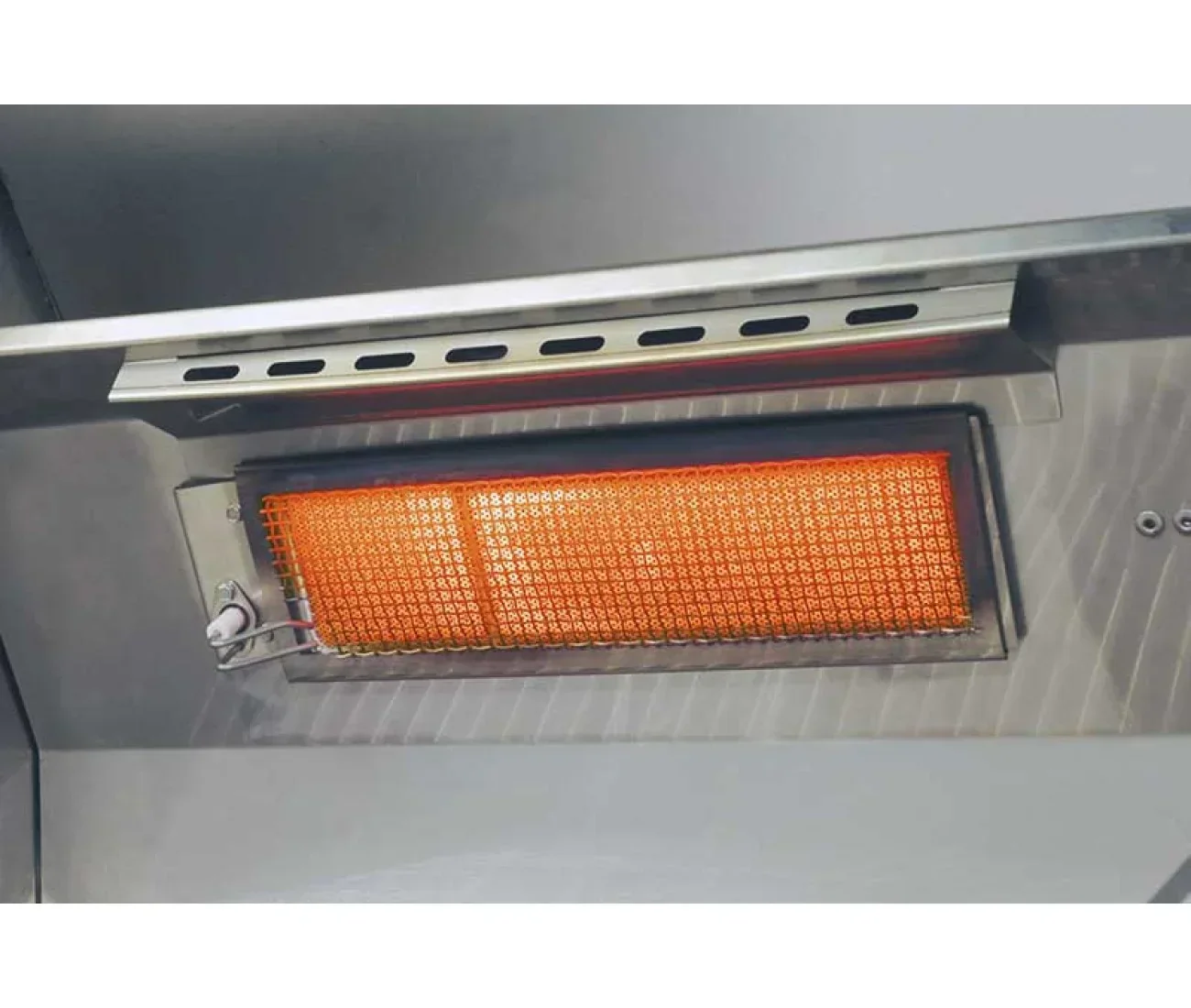 American Outdoor Grill By Fire Magic 30-inch 3-Burner L Series Portable Grill With Rotisserie and Single Side Burner - Image 5