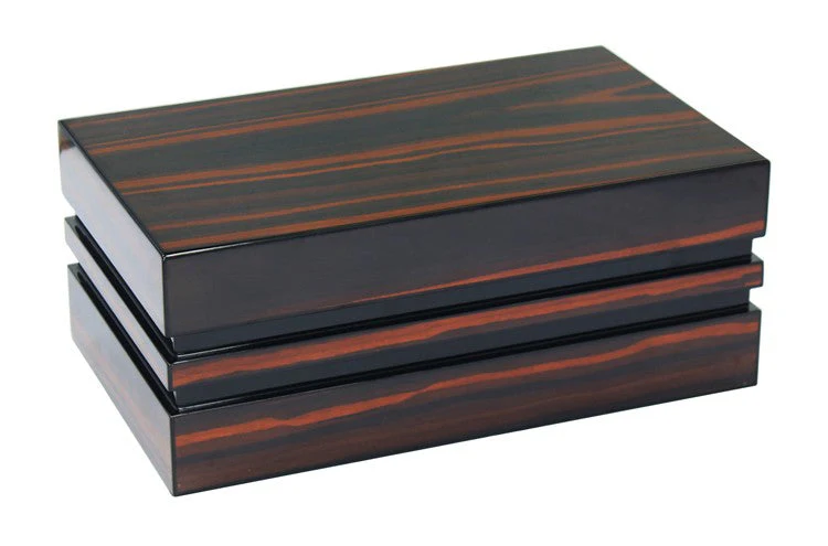 Prestige Import Group BastionBloc Ebony Lacquer Desktop Cigar Humidor with Cedar - Image 2