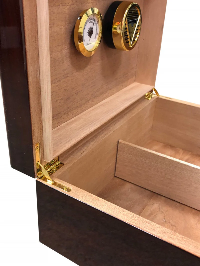 Prestige Import Group Bellevue 50-60 Count Mahogany Lacquer Desktop Cigar Humidor With Hygrometer - Image 5