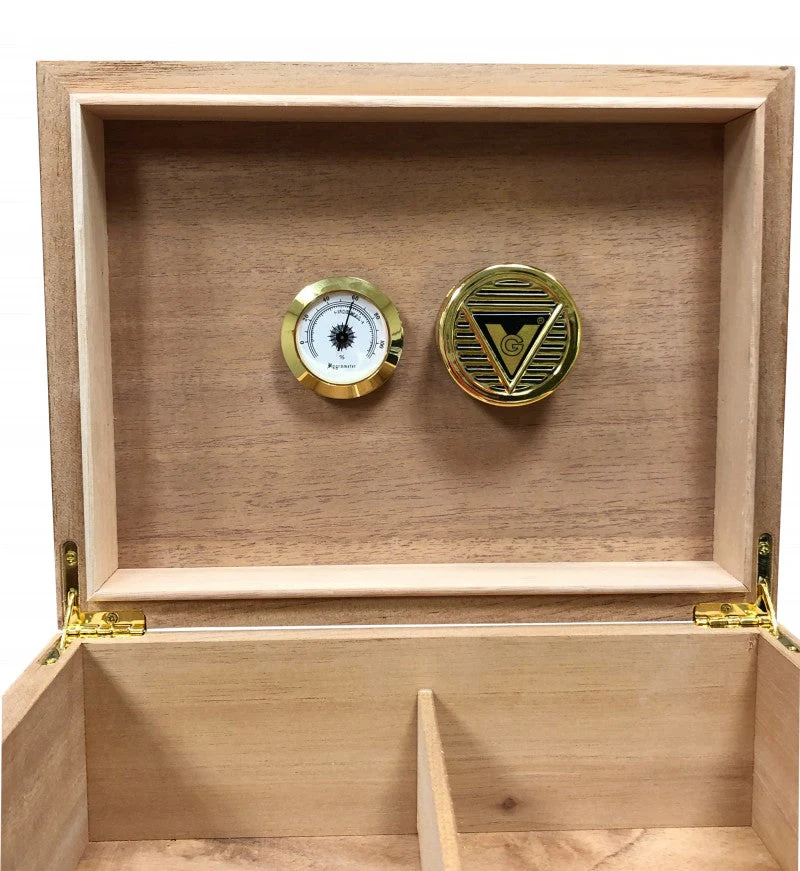 Prestige Import Group Bellevue 50-60 Count Mahogany Lacquer Desktop Cigar Humidor With Hygrometer - Image 6