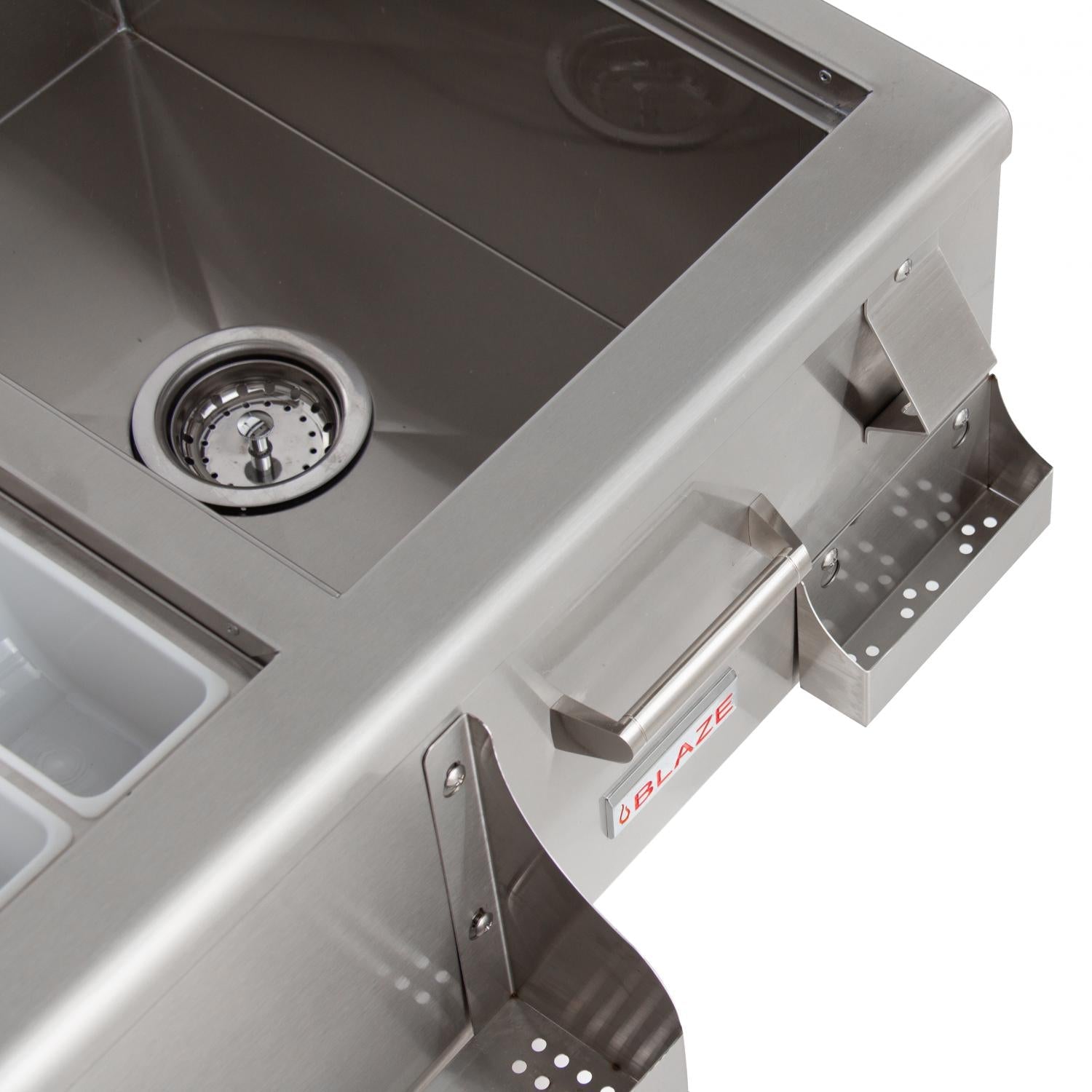 Blaze 30-Inch Beverage Center With Sink & Ice Bin Cooler - BLZ-30CKT-SNK - Image 3