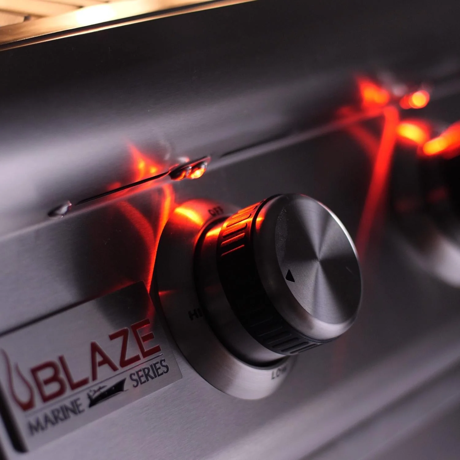 Blaze LTE Marine Grade 32-Inch 4-Burner Built-In Propane Gas Grill With Rear Infrared Burner & Grill Lights - BLZ-4LTE2MG-LP - Image 5