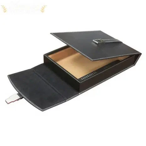 Prestige Import Group Florence Black Leather Travel Humidor with Chrome Latch Humidifier - Image 2