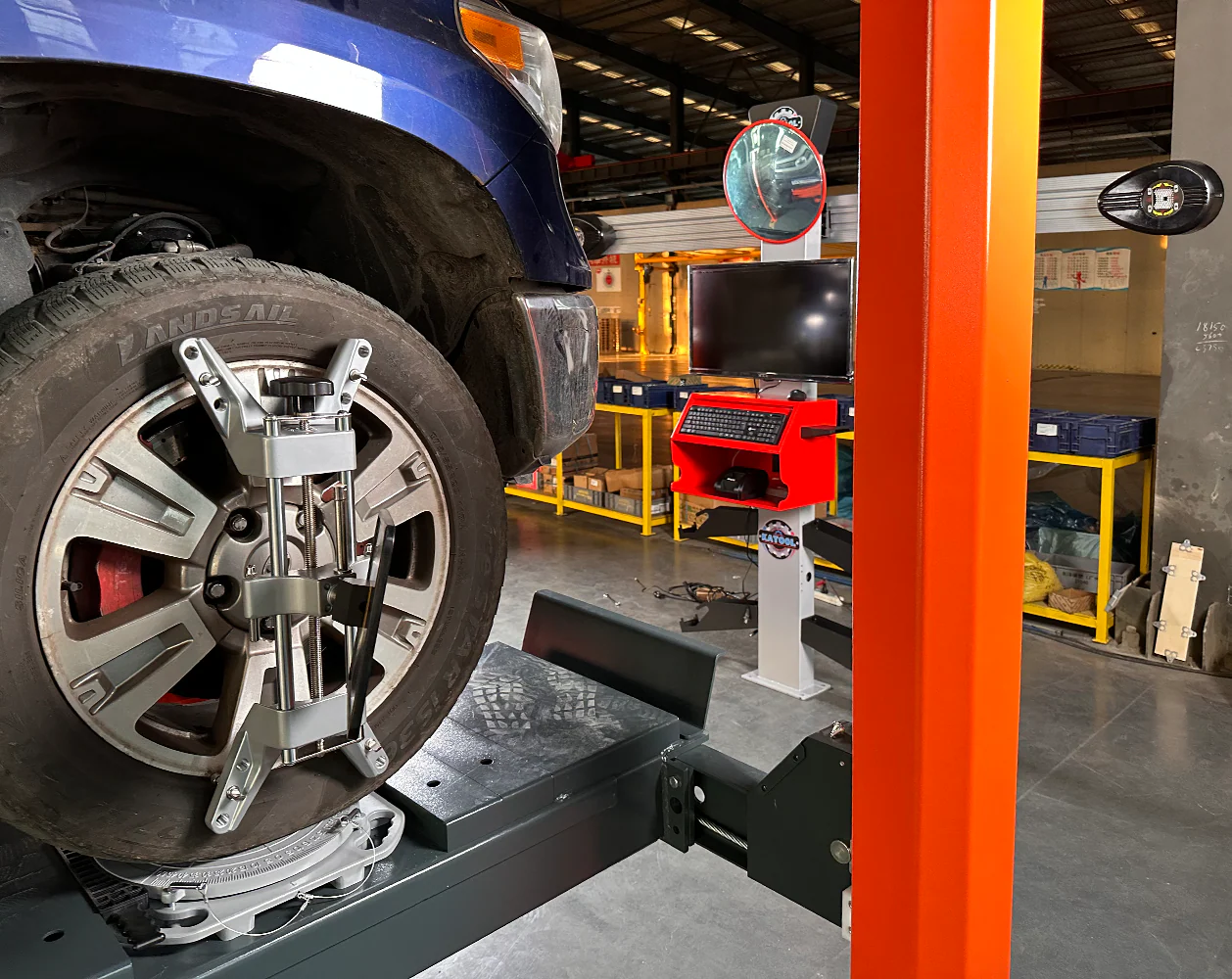 Katool KT-AV533 3D Wheel Alignment Machine Professional Wheel Aligner - Image 9