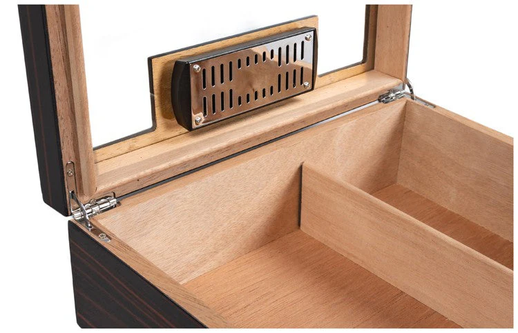 Prestige Import Group Kensington 75‑Count Glass Top Desktop Humidor Gift Set with Accessories - Image 5