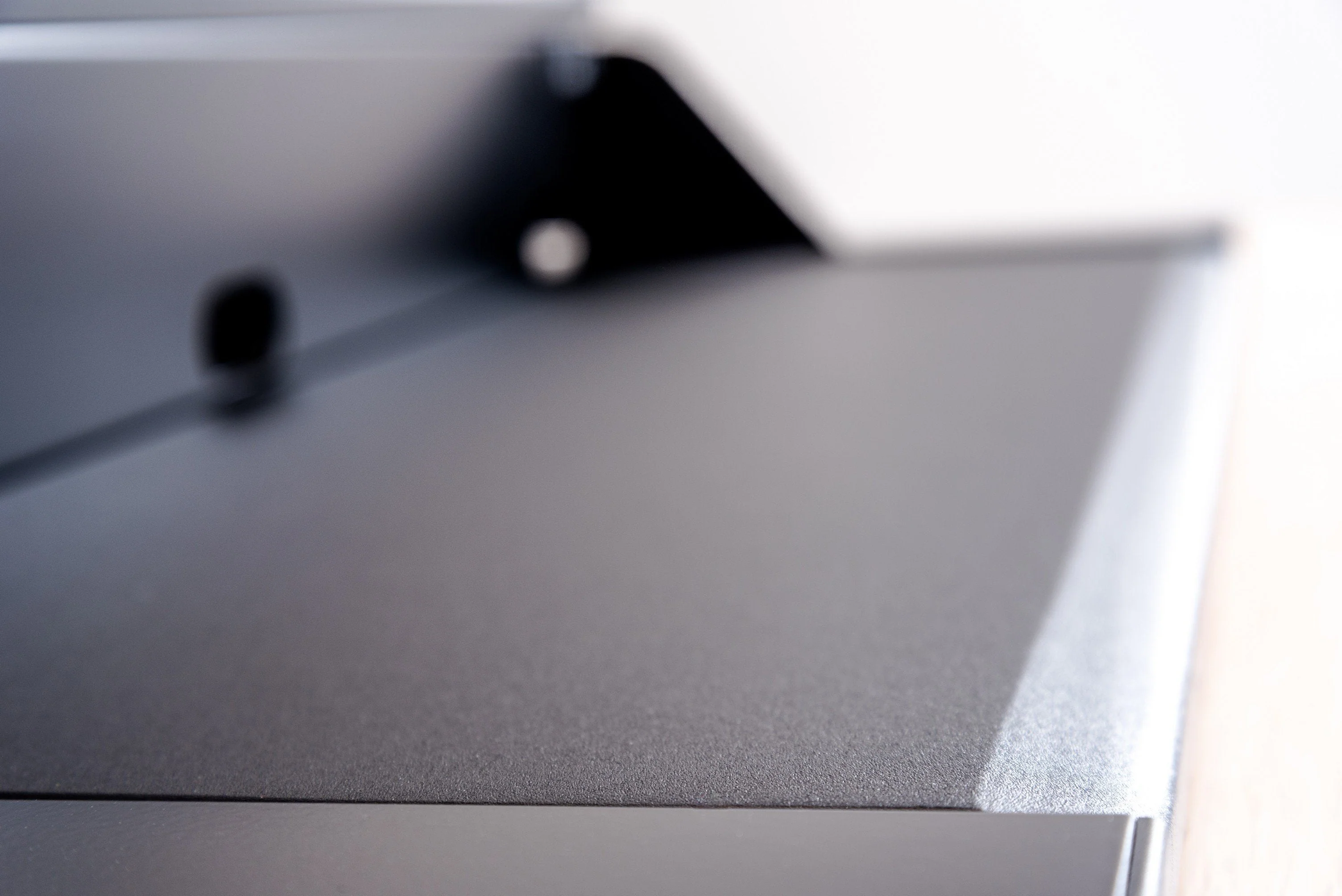 Luxor Electric Level Up Pro 32 Standing Desk Converter - Image 13