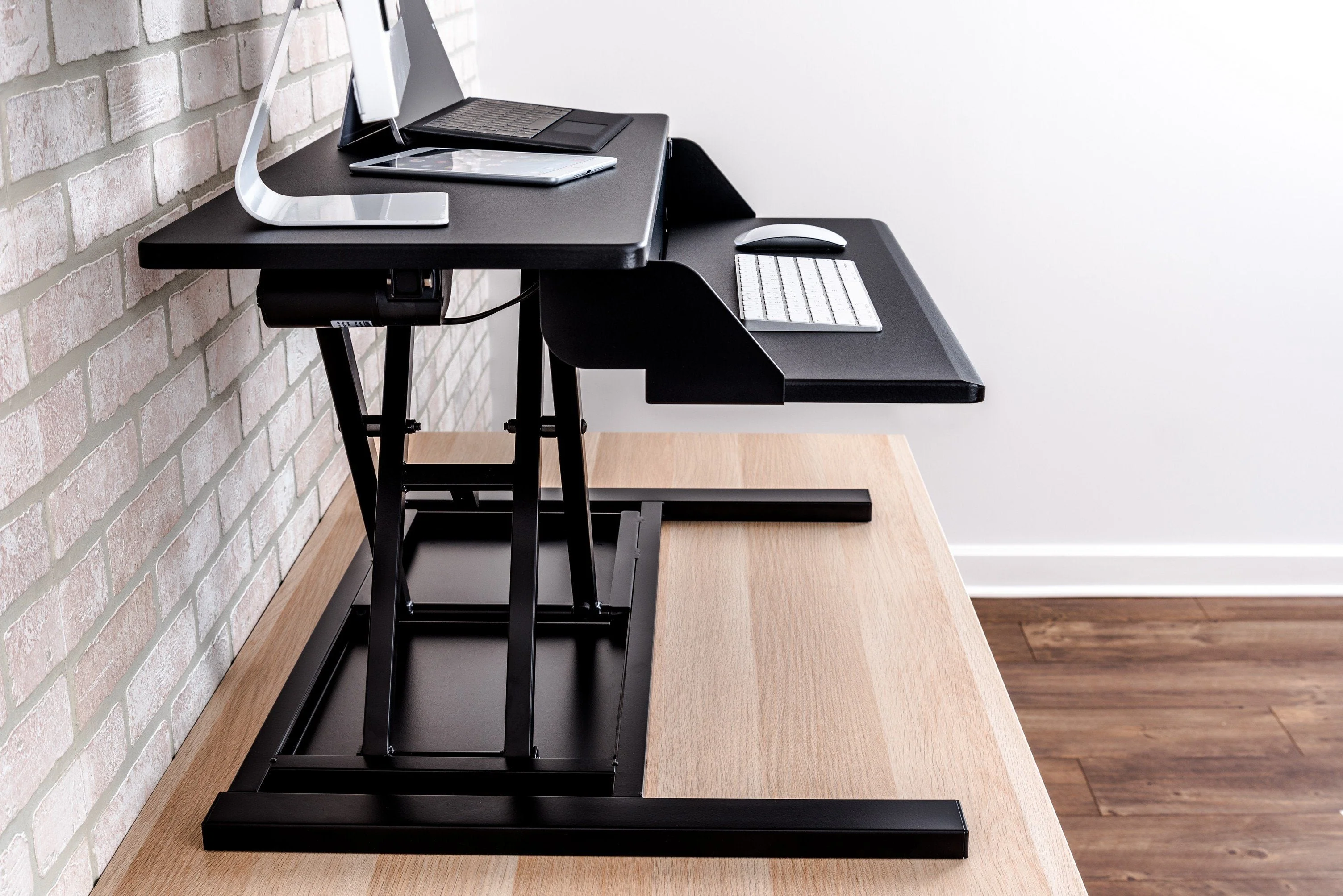 Luxor Electric Level Up Pro 32 Standing Desk Converter - Image 7