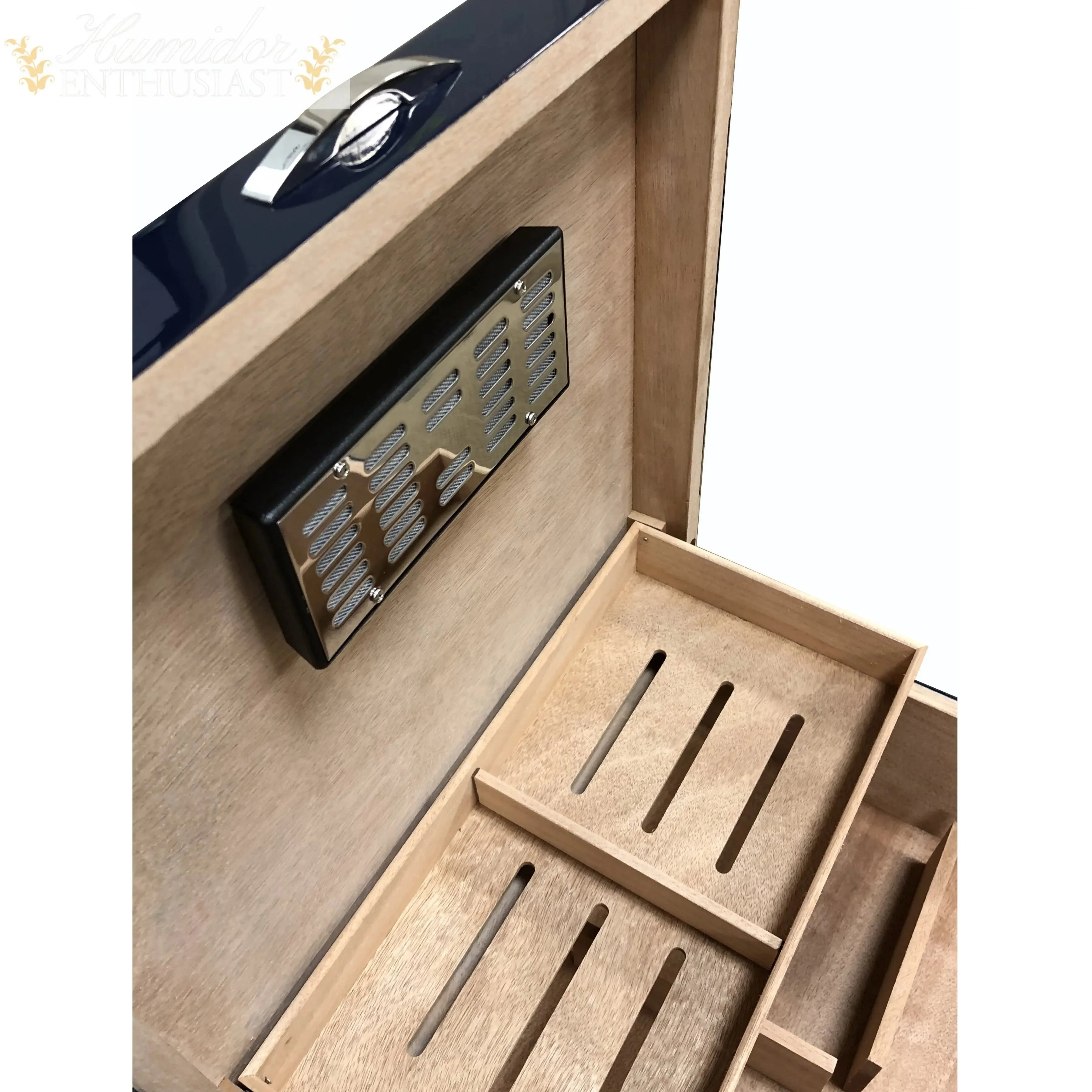 Prestige Import Group Hampton Leather-Pattern Desktop Cigar Humidor, 200-Count - Image 11