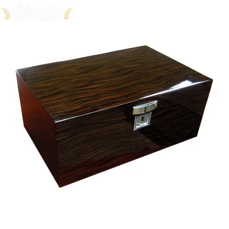 Prestige Import Group The Princeton Ebony or Bubinga Desktop Humidor 130-Cigar Spanish Cedar Lined - Image 10