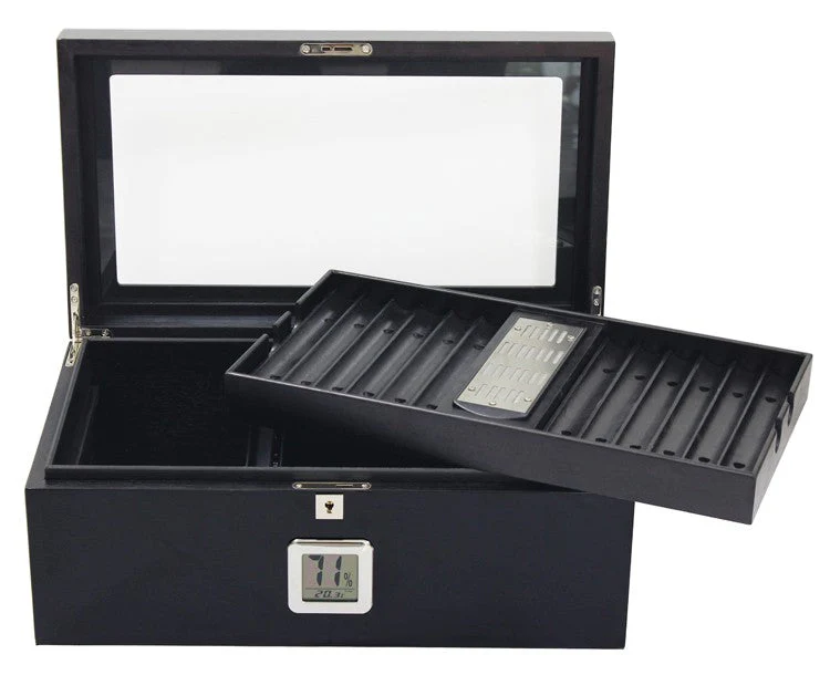 Prestige Import Group Raven Black Lacquer Humidor 120-Cigar Capacity Digital Hygrometer - Image 3