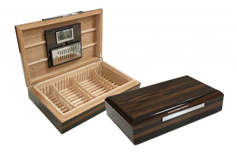 Prestige Import Group Vanderbilt 120-Cigar Lacquered Ebony Desktop Humidor with Digital Hygrometer - Image 2