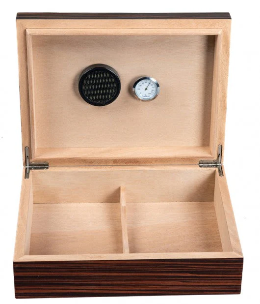 Prestige Import Group Vizcaya Spanish Cedar Lined Desktop Humidor with Hygrometer - Image 10