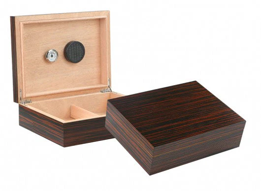 Prestige Import Group Vizcaya Spanish Cedar Lined Desktop Humidor with Hygrometer - Image 7