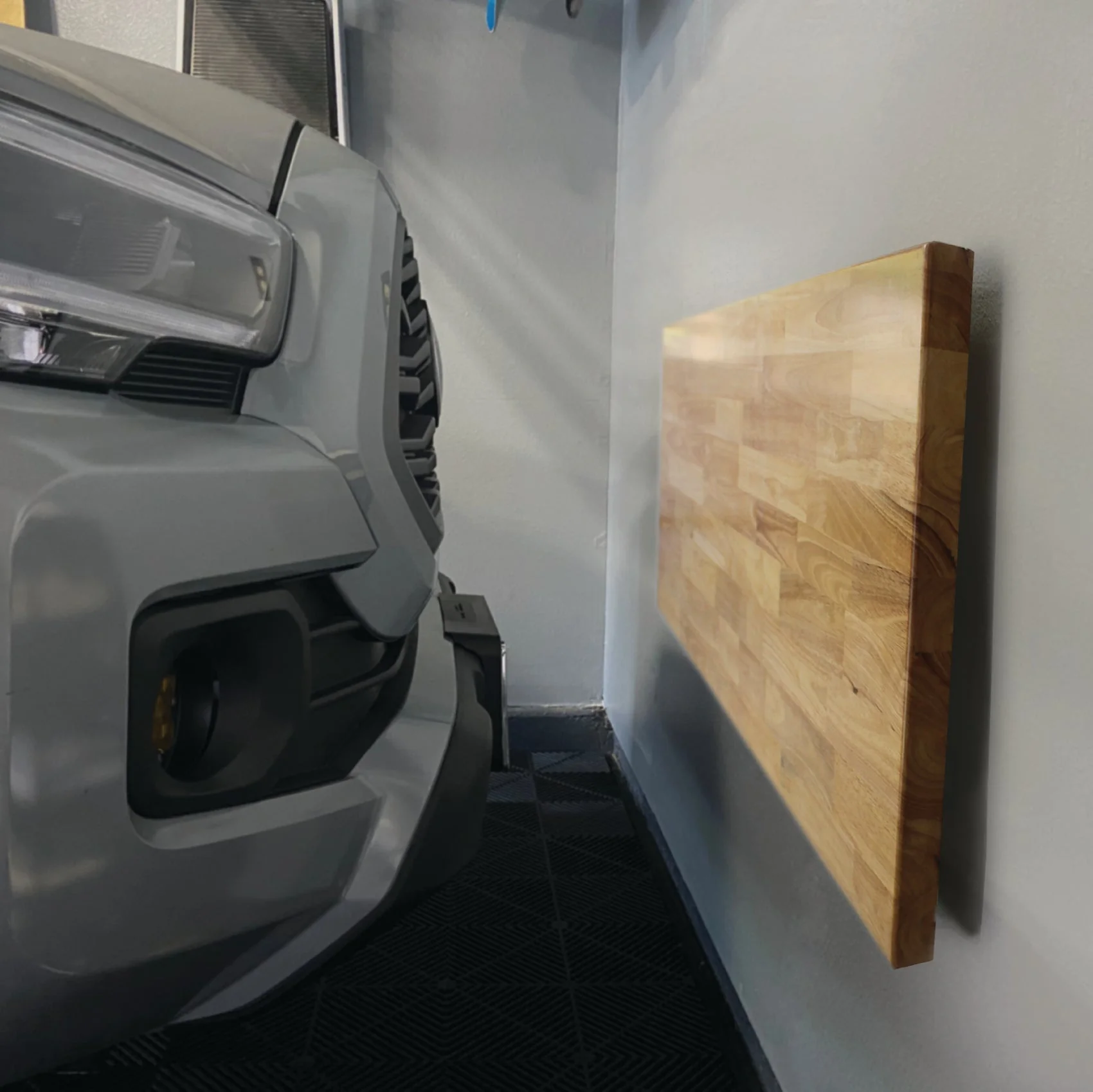 Wall Mounted Folding Workbench - Image 7